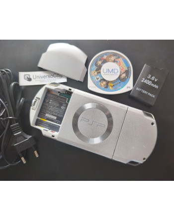 CONSOLA PSP GRIS MODELO 2000 CON ACCESORIOS