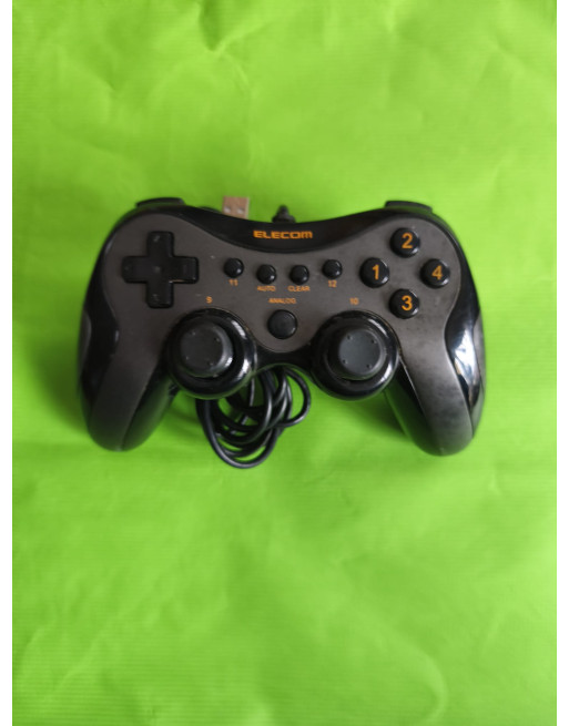 Mando Elecom, Color Negro, con cable USB